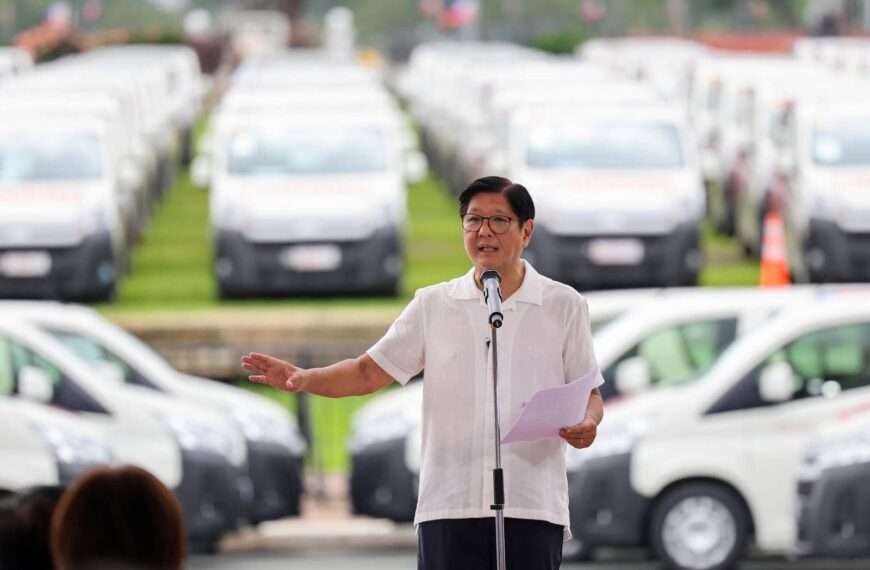 Marcos approves P6.793-trillion budget for 2026